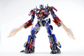 DMK-01 Dual Model Kit Optimus Prime