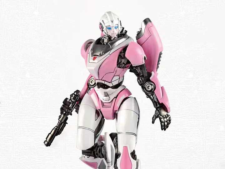 Bumblebee DLX Arcee