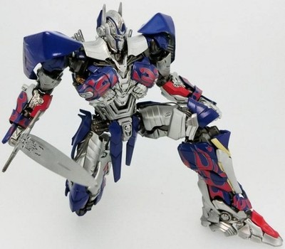 03 Optimus Prime (Lost Age / The Last Knight version)