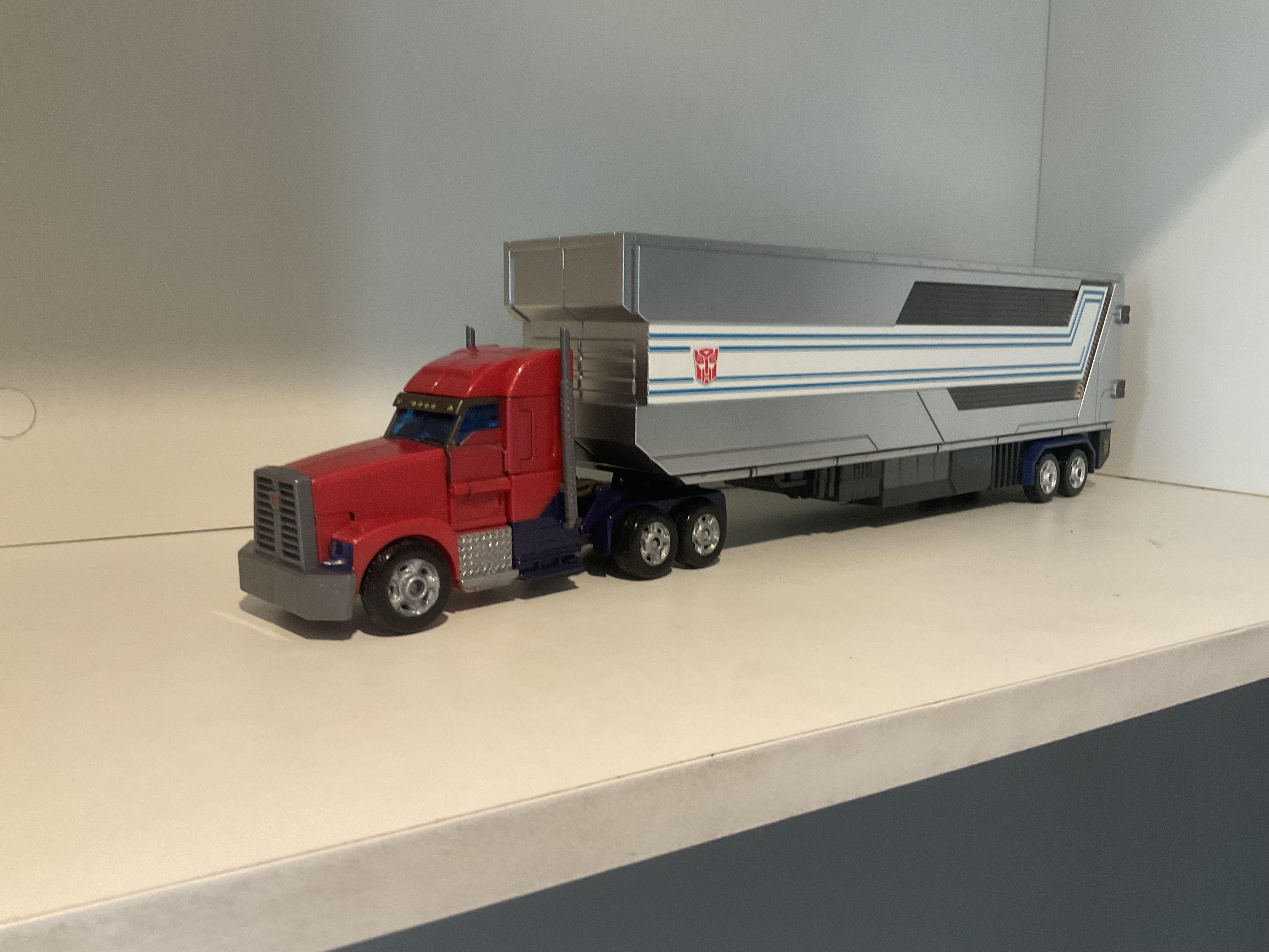 Assault Boxcar Optimus Prime Trailer