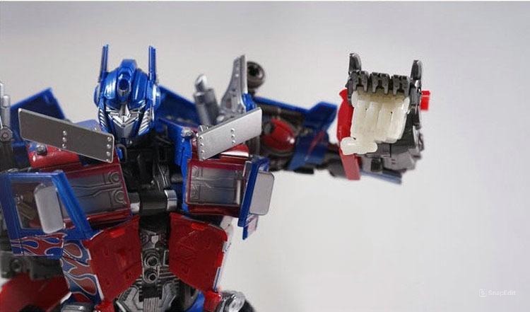 Bucket MR-01 Weapons Upgrade Kit for Optimus Prime