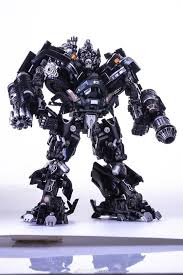 M06 Black Apple (Weaponeer)